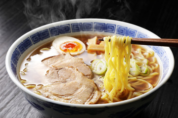 醤油ラーメン　Japanese Ramen noodles