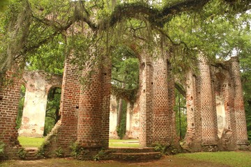 Historic Sheldon Church ruins in Charleston, South Carolina - 193915377