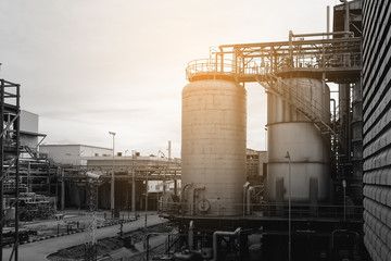 Petrochemical plant with monotone effect