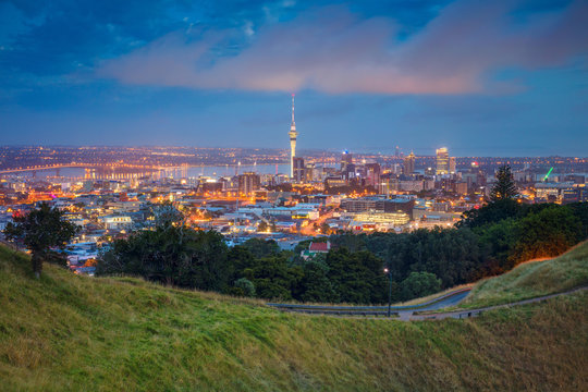 Auckland. Cityscape image of Auckland skyline, New Zealand taken from Mt. Eden at dawn.