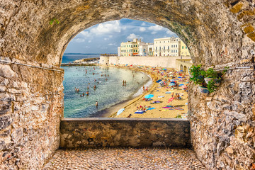 Rock balcony overlooking Gallipoli waterfront, Salento, Apulia, Italy - obrazy, fototapety, plakaty