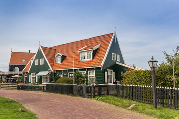 Fototapeta na wymiar Traditional dutch house in fishing village Marken