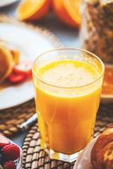 Frisch gepresster Orangen Saft