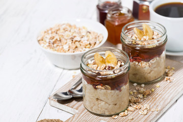 sweet oat pudding with jam and bananas