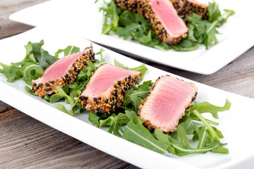 tuna tataki sesame crust appetizer plate