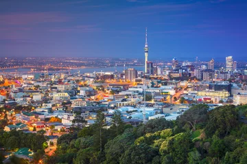Foto op Canvas Auckland. Cityscape image of Auckland skyline, New Zealand taken from Mt. Eden at dusk. © rudi1976