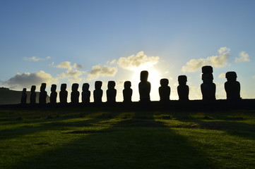Amanecer en Easter Island
