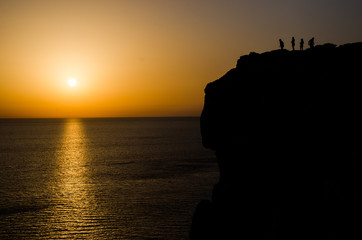 Un tramonto in una sera d'estate che emozionerebbe chiunque