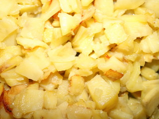 cooking fried potatoes