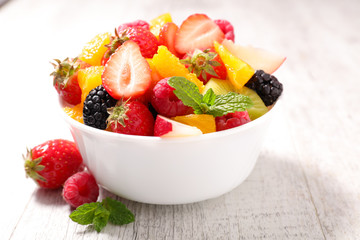bowl of fruit salad