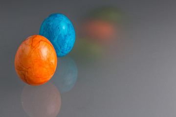 Ostereier mit Spiegelung