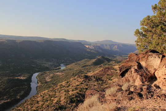Blick auf den Rio Grande vom White Rock Overlook New Mexico USA