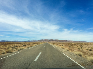 Fototapeta na wymiar Sahara, Morocco : road trip. Jeep tours on the desert are very popular tourist attraction