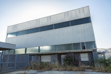 Fototapeta na wymiar Abandoned factory closed near Corleone in Sicily, Italy