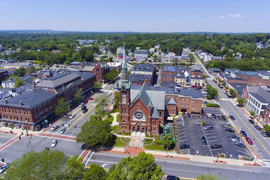 Natick First Congregational Church, Town Hall and Common aerial view in downtown Natick, Massachusetts, USA.