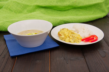 Cauliflower mixture with curry and rice