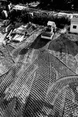 Naklejka premium Road roller machine with spikes on the construction site