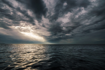 Obraz premium Stormy sky in the ocean