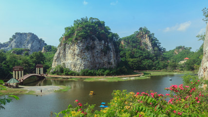 Khao-Ngu Stone Park