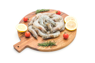 fresh shrimps or prawns raw