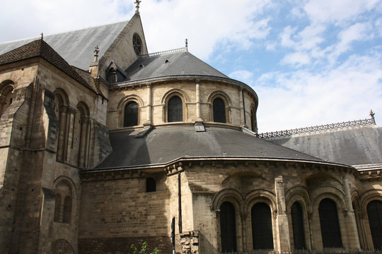 Chevet de l'église Saint-Nicolas-des-Champs à Paris, France