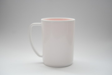 白いマグカップ