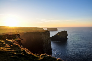 Fototapeta na wymiar Path along the cliffs of Kilkee in Ireland tourist attraction