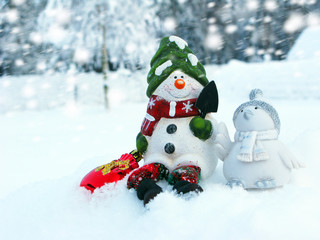 happy snowman christmas greeting card with snow and snowflakes