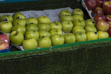 Green apples