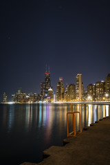 Obraz premium Chicago from the Water's Edge