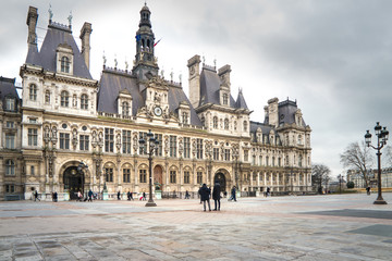 Fototapeta na wymiar Paris City Hall on a rainy day