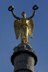 Obraz premium Ange sur colonne place du Châtelet à Paris, France