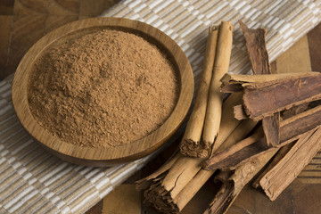 cinnamon spice - Cinnamomum verum
