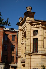 Fototapeta na wymiar building old, Kharkov, Ukraine, Darwin street