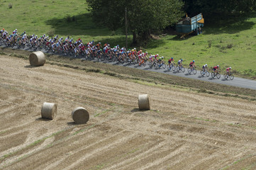 aerial image of cycling tour de l'Avenir
