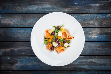 Smoked salmon salad