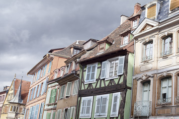 Fototapeta na wymiar Arquitectura medieval en Colmar