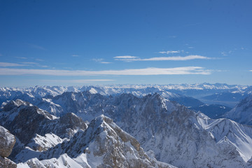 Fototapeta na wymiar Österreich Alpen Blick von der Zugspitze