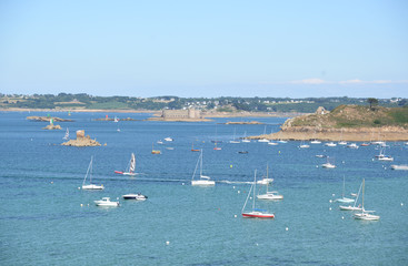 Obraz premium Boote bei Carantec, Bretagne