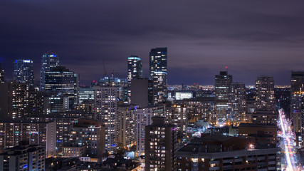 Obraz premium Night view of downtown Toronto, Ontario, Canada. 