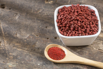 Seeds and organic achiote powder - Bixa orellana