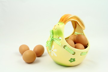 Wielkanoc - Kolorowe pisanki, jajka i zajączek - białe tło