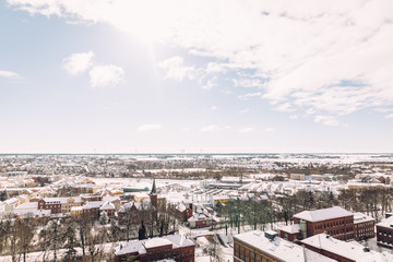 Verschneites Greifswald von oben im Winter