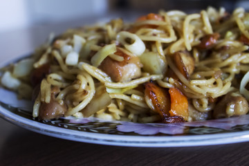 Chicken chow mein