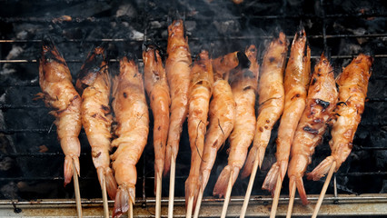 Grill shrimp for lunch