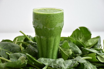 Green spinach smoothie