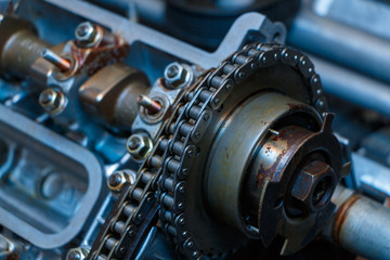 Obraz premium Engine without cover closeup background