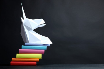 White head of a unicorn © Studio KIVI