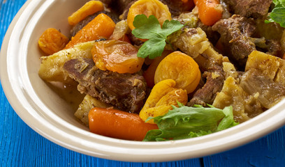 South African Mild lamb curry potjie Lamb curry