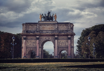 Obraz premium The Arc de Triomphe du Carrousel in Paris